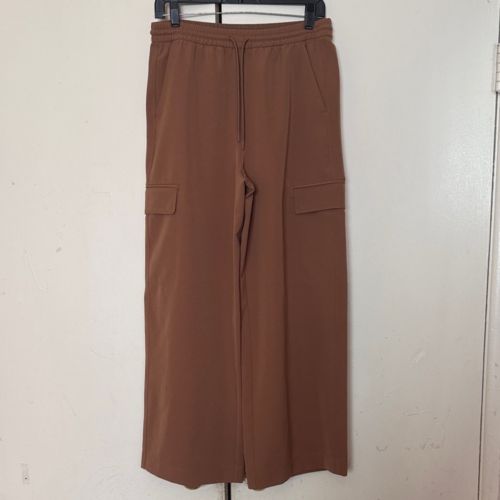Athleta Tan Relaxed Pants